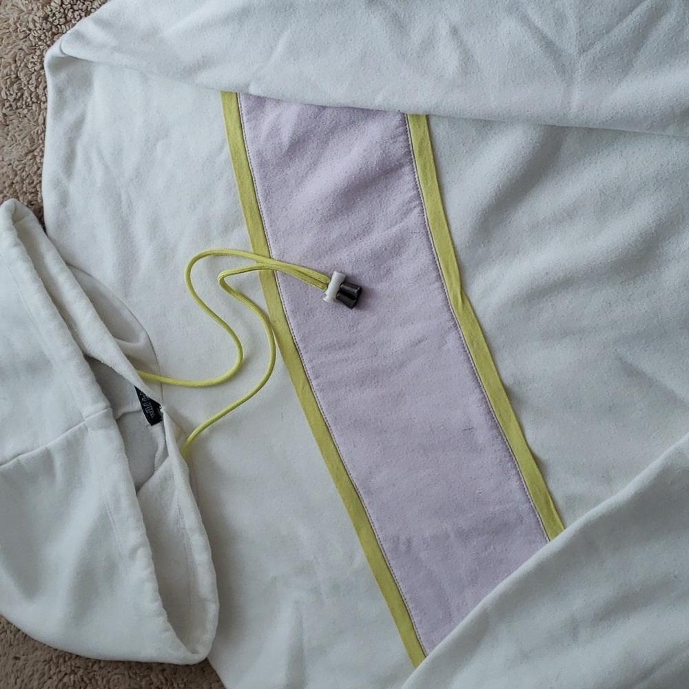 Oversized cropped hoodie